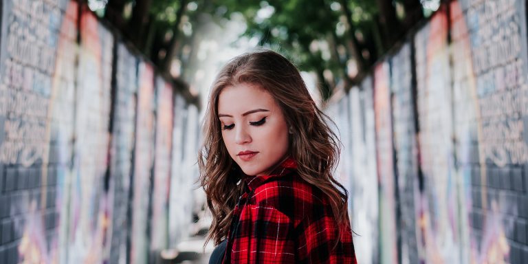 4 Things You Can Do Right Now To Help Overcome Your Anxiety