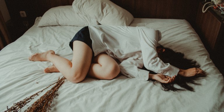 This Fashion Blogger Is Telling The Truth About The Unglamorous Reality Of Endometriosis