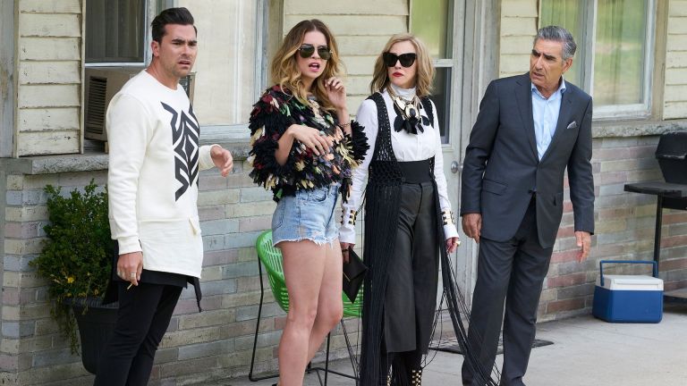 6 Unexpected Life Lessons That Made 'Schitt's Creek' Win Over My Heart