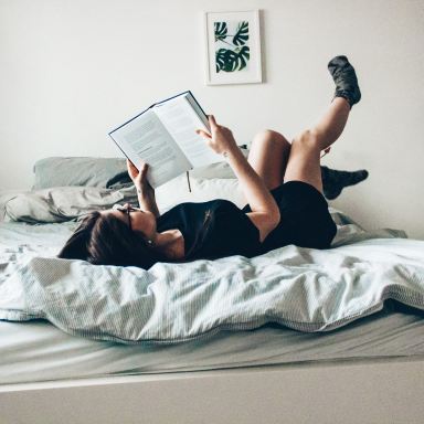 The Book That You'll Stay Up Reading All Night (Based On Your Zodiac Sign)