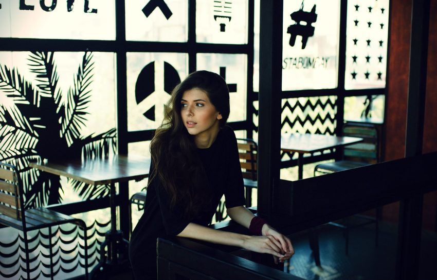 30 Signs You’re Trying Way Too Hard