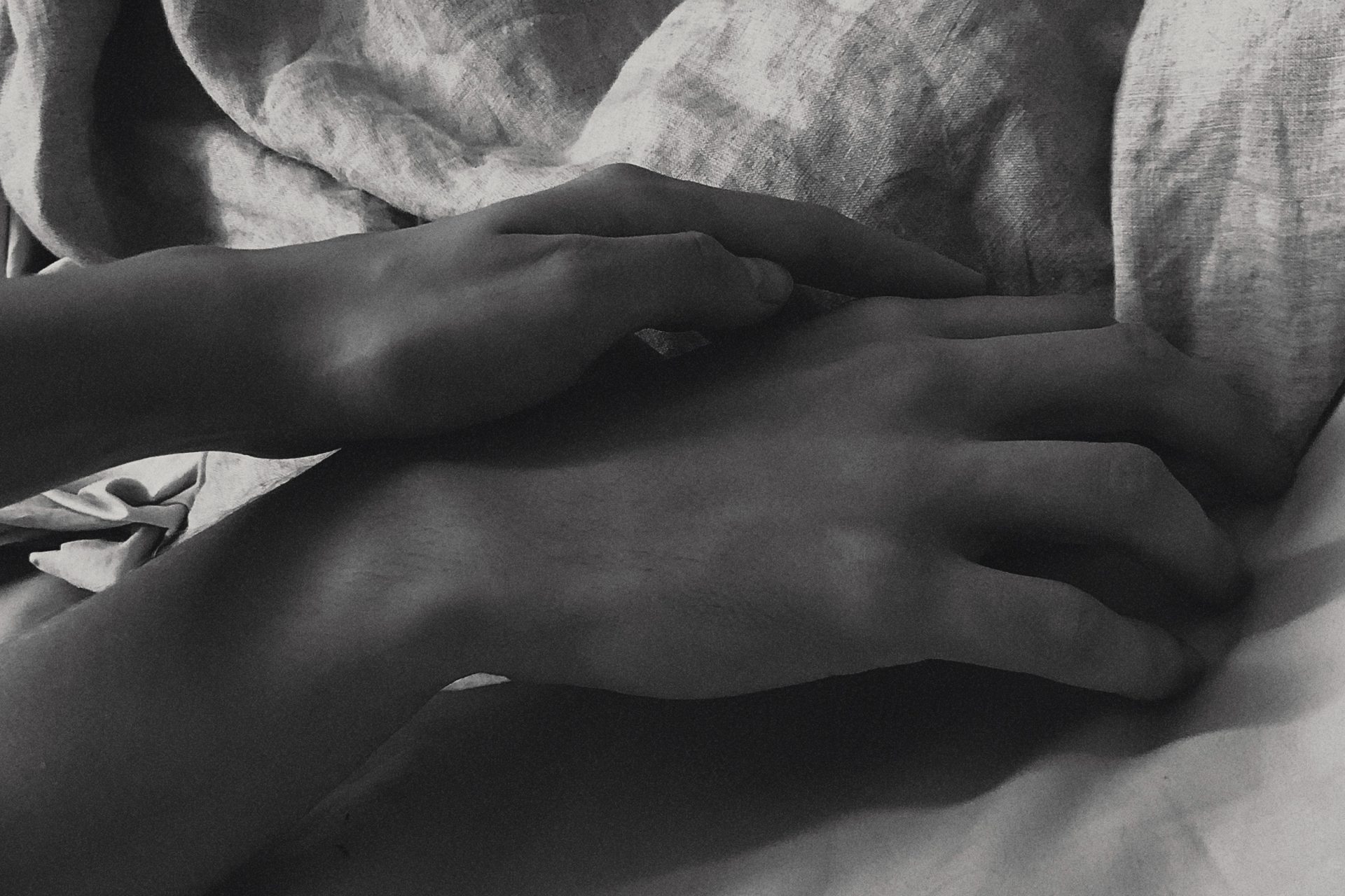 7 Things People Don't Realize You're Doing Because You Have A Skin Picking Disorder