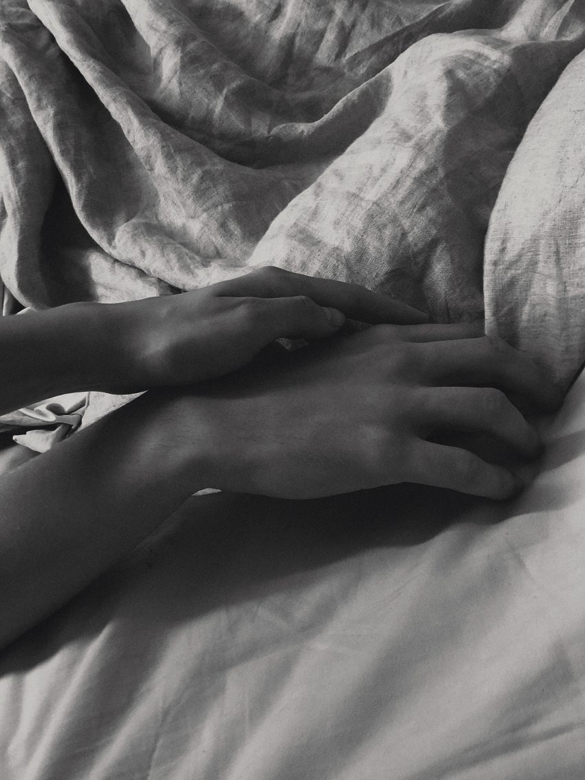 7 Things People Don't Realize You're Doing Because You Have A Skin Picking Disorder