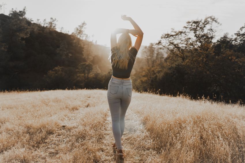 Why Your Friends Are Thankful For Having You, Based On Your Zodiac Sign