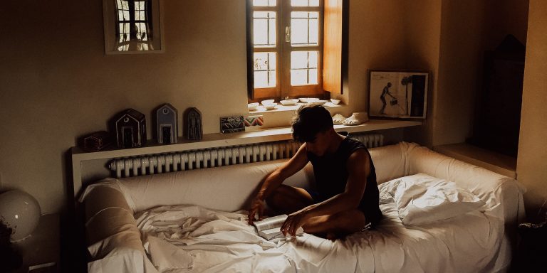He’s Not Your Forever Person If He Does These 6 Things When You Aren’t Around