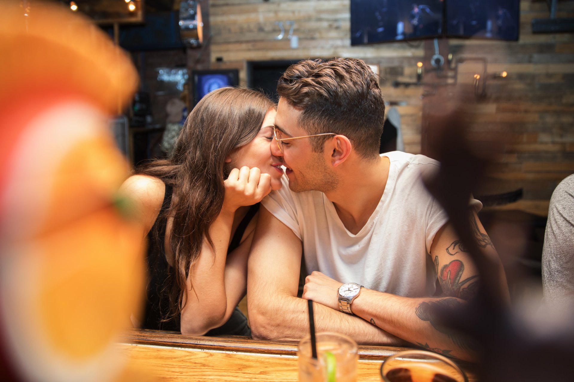 The 4 Zodiac Signs That Fight For Relationships Much Longer Than They Should 
