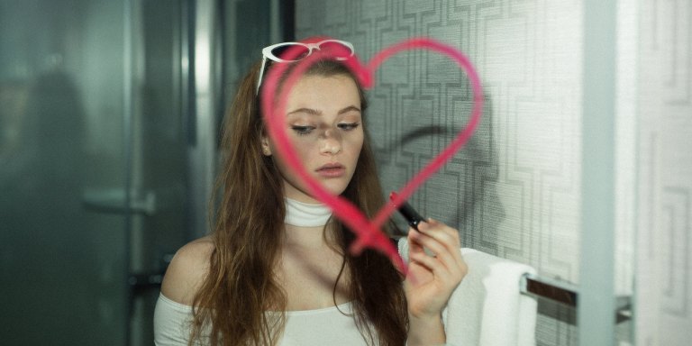 How To Deal With Valentine’s Day If You Can’t Get Over Your Ex