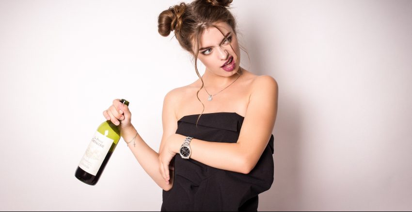 What Sucks About Being Single (Even When You’re Cool With It) 