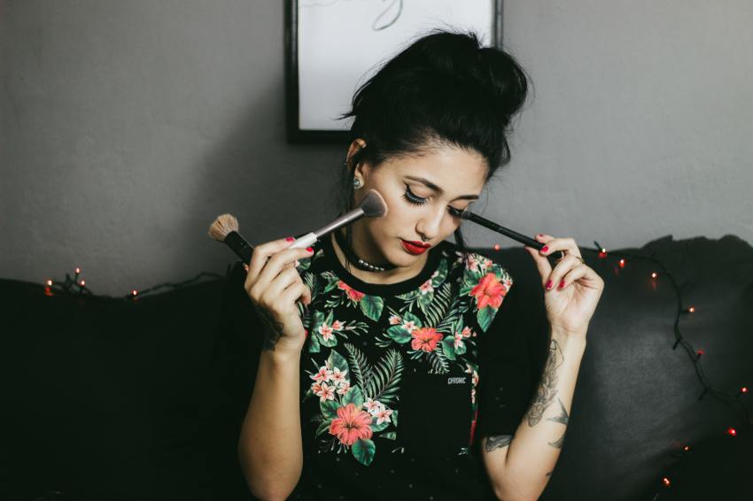 30 Signs You Aren’t Drop Dead Gorgeous But You Aren’t Ugly Either 