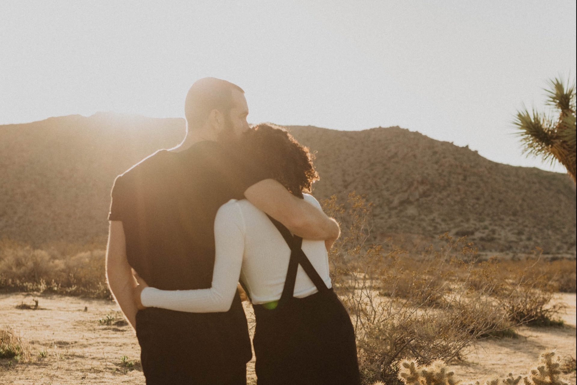 How To Calm Down Your Girlfriend When She's Spiraling, Based On Her Zodiac Sign