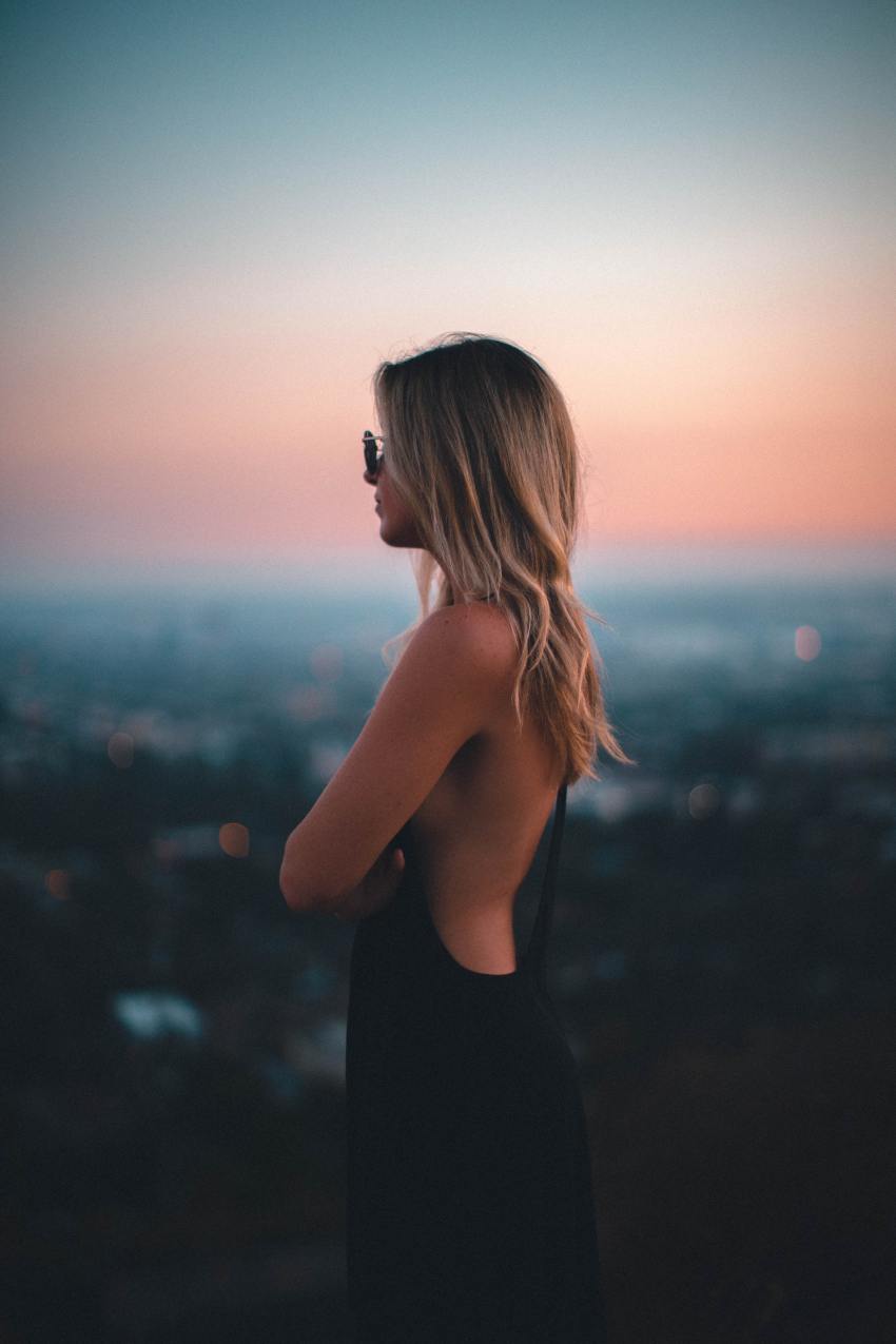 What Happens When A Hopeless Romantic Is Afraid of Love