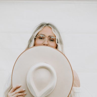 X Signs You Need To Stay The Fuck Away From Them
