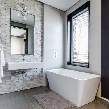 Minimalist Bathroom: Examples, Inspiration, Planning, Products, Full Guide