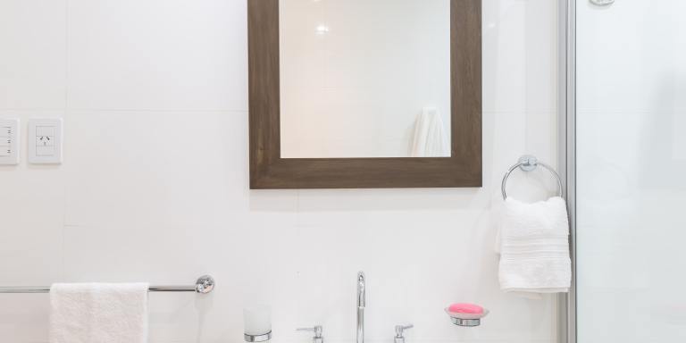 The Trendiest Brushed Nickel Bathroom Accessories You Should Buy