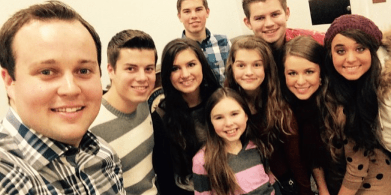 11 Creepy (But Believable) Fan Theories About The Duggar Family