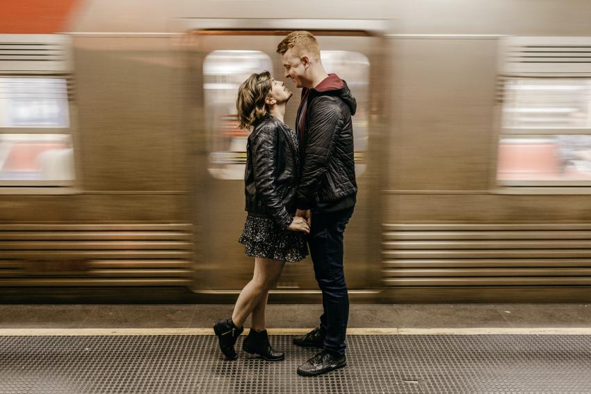 Gemini and Sagittarius: Compatibility in Sex, Love, and Friendship Compatibility 