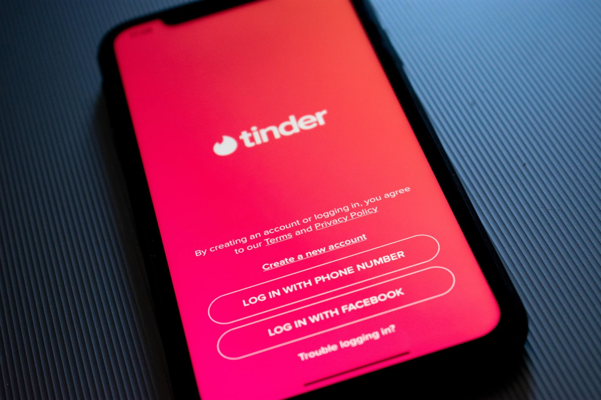 50+ Tinder Conversation Starters (Or Bumble, Coffee Meets Bagel & More)  [2020] | Thought Catalog