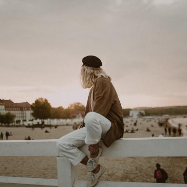 The Self-Destructive Thing Each Zodiac Sign Does When They're Spiraling 