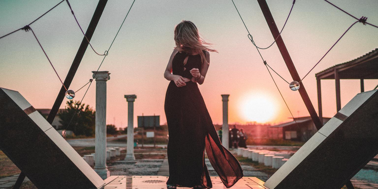 10 Inspirational Books To Read When You’re Feeling Overwhelmed With