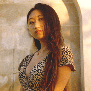 Jenna  Song