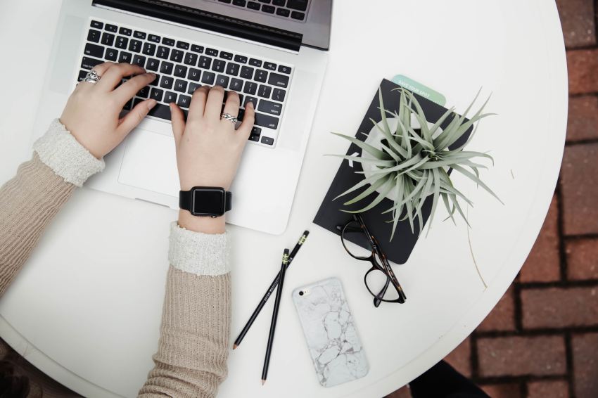 10 Seriously Perfect Excuses You Can Use To Get Out Of Work Today