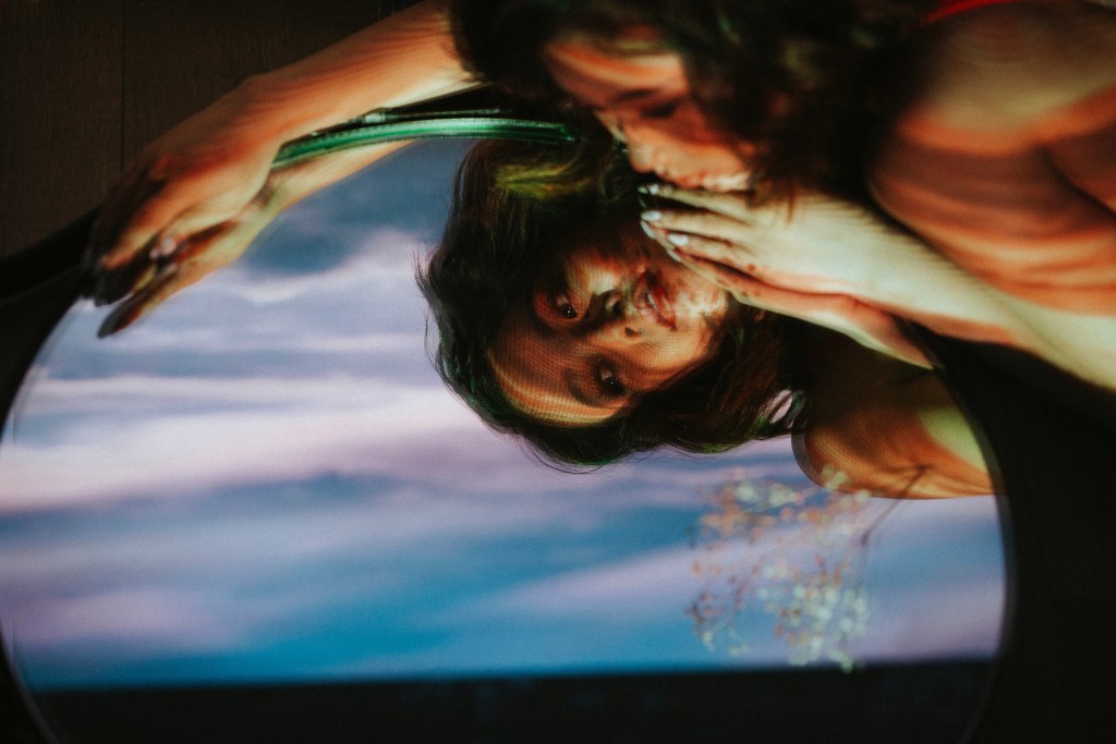 Depersonalization-Derealization Disorder: Symptoms, Causes, Treatment