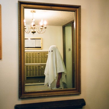 23 Doctors And Nurses Share The Paranormal Stories That Make Me Believe Every Hospital Is Haunted