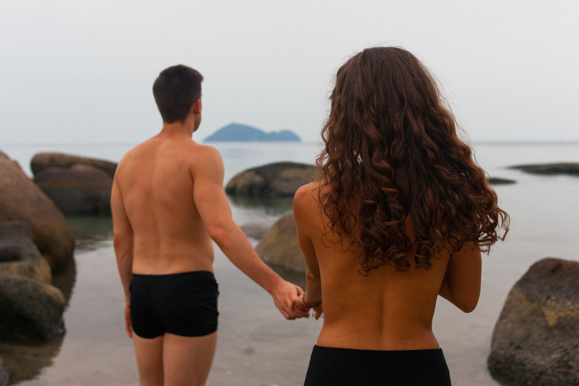 What Sexual Attraction Feels Like Because It's Different For Everyone