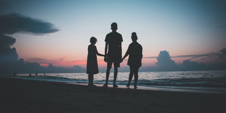 A 20 Step Guide To Grieving Your Sister