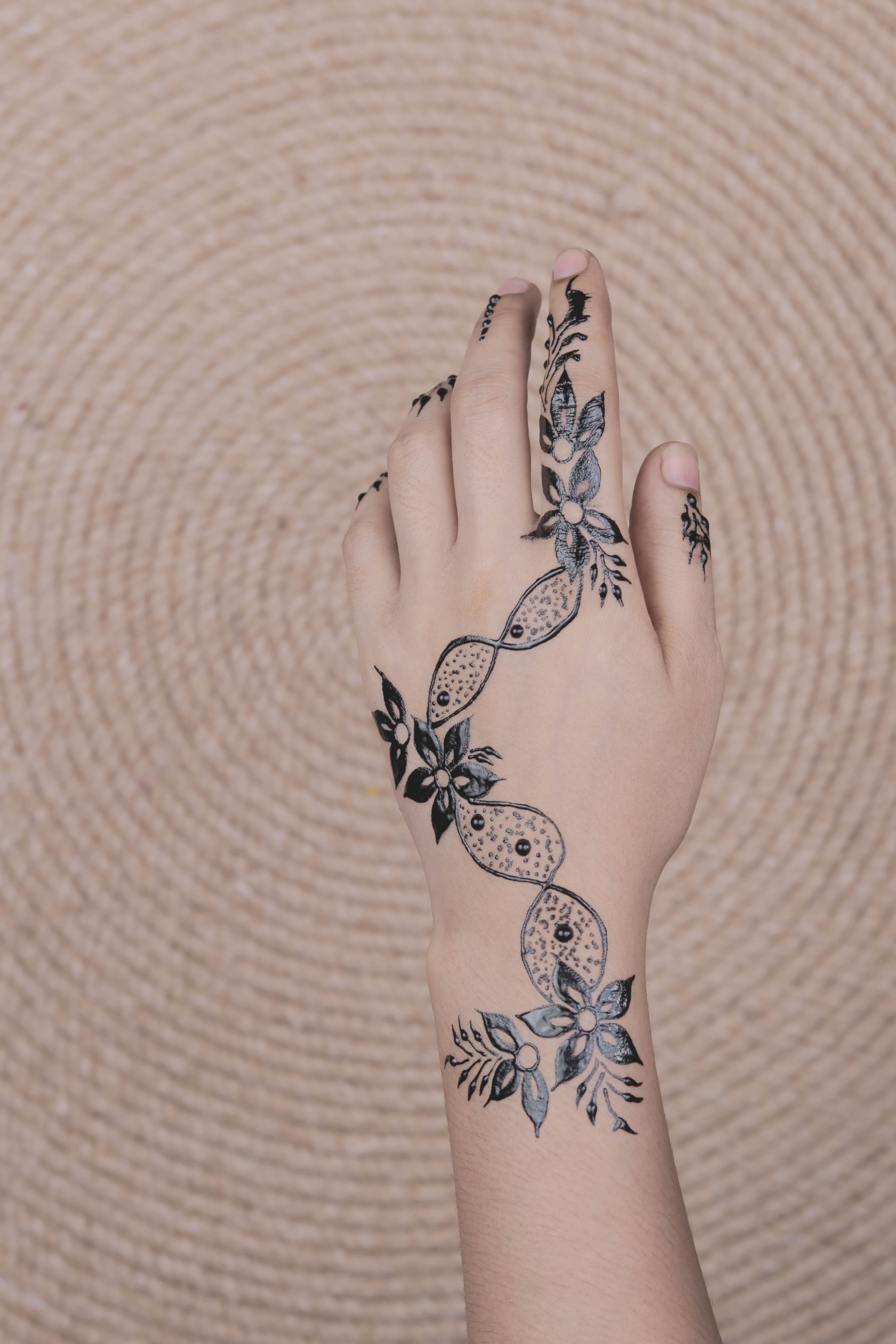 voorkoms Mandala Mehndi Design Tattoo with Flower Henna Tattoo Temporary  Body Tattoo  Price in India Buy voorkoms Mandala Mehndi Design Tattoo  with Flower Henna Tattoo Temporary Body Tattoo Online In India