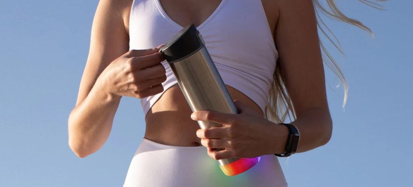 This Glowing Smart Water Bottle Trains Your Body To Stay Hydrated