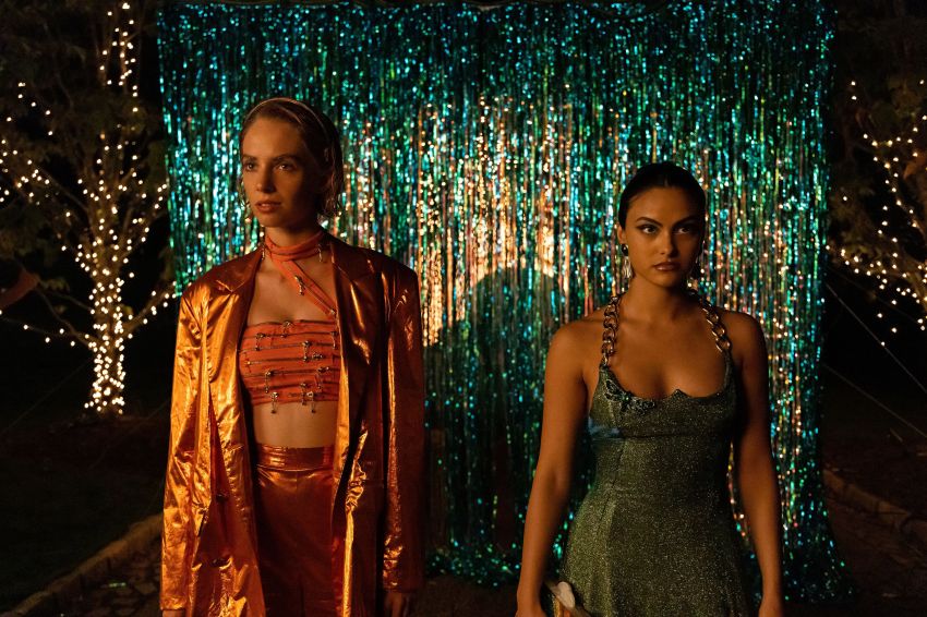 The 4 Best Comedies On Netflix This June