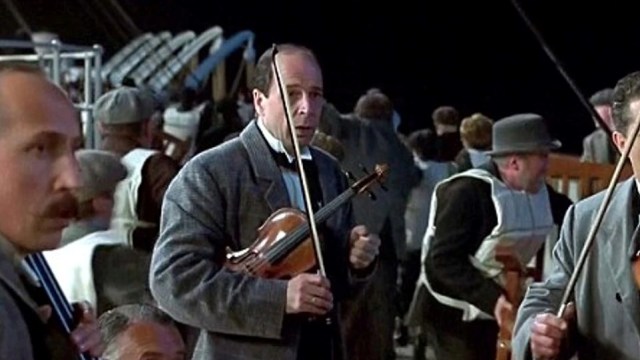 Violinist in 'Titanic'