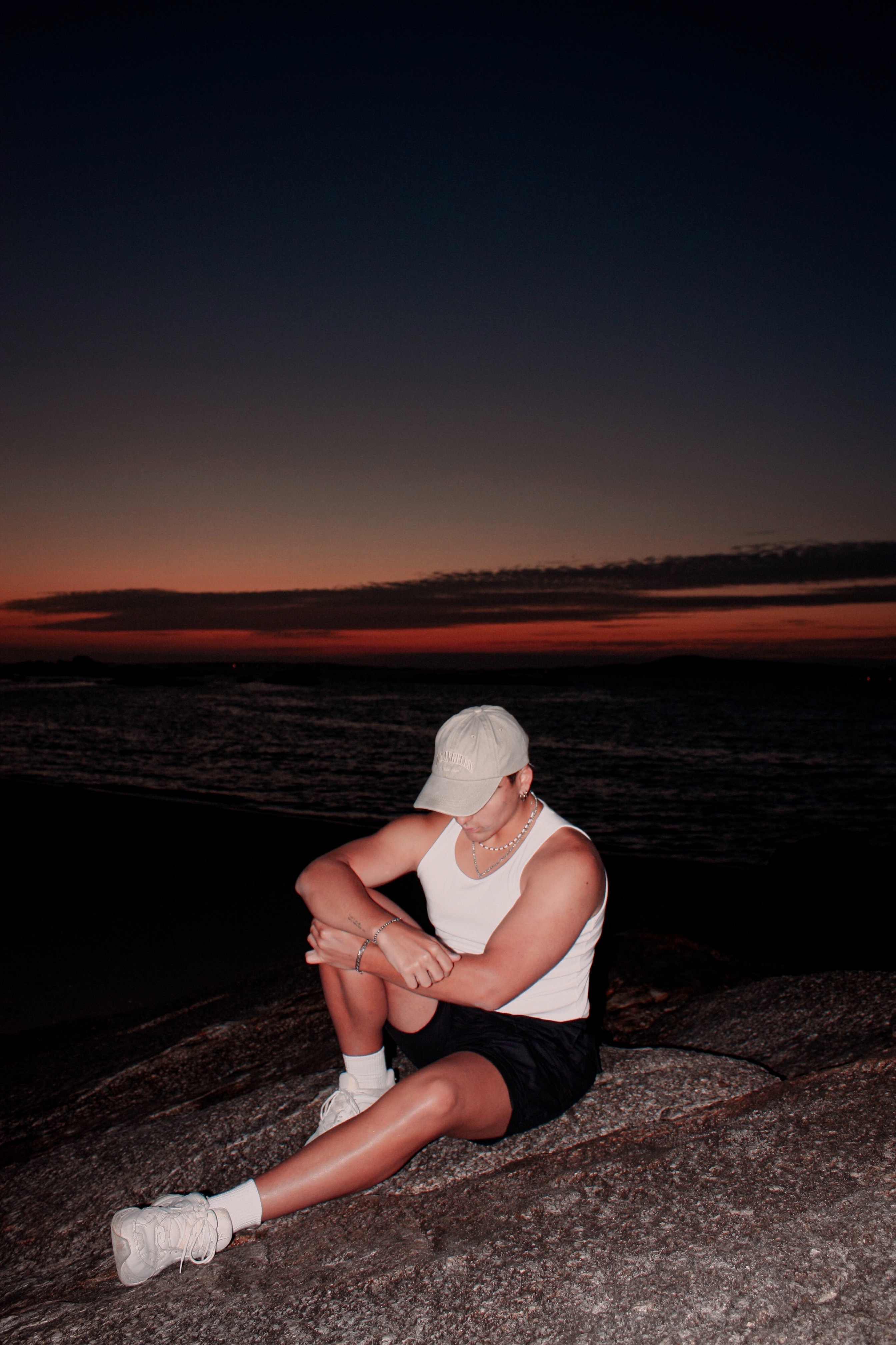 What It’s Like To HookUp With A Guy You Know Will Never Love You