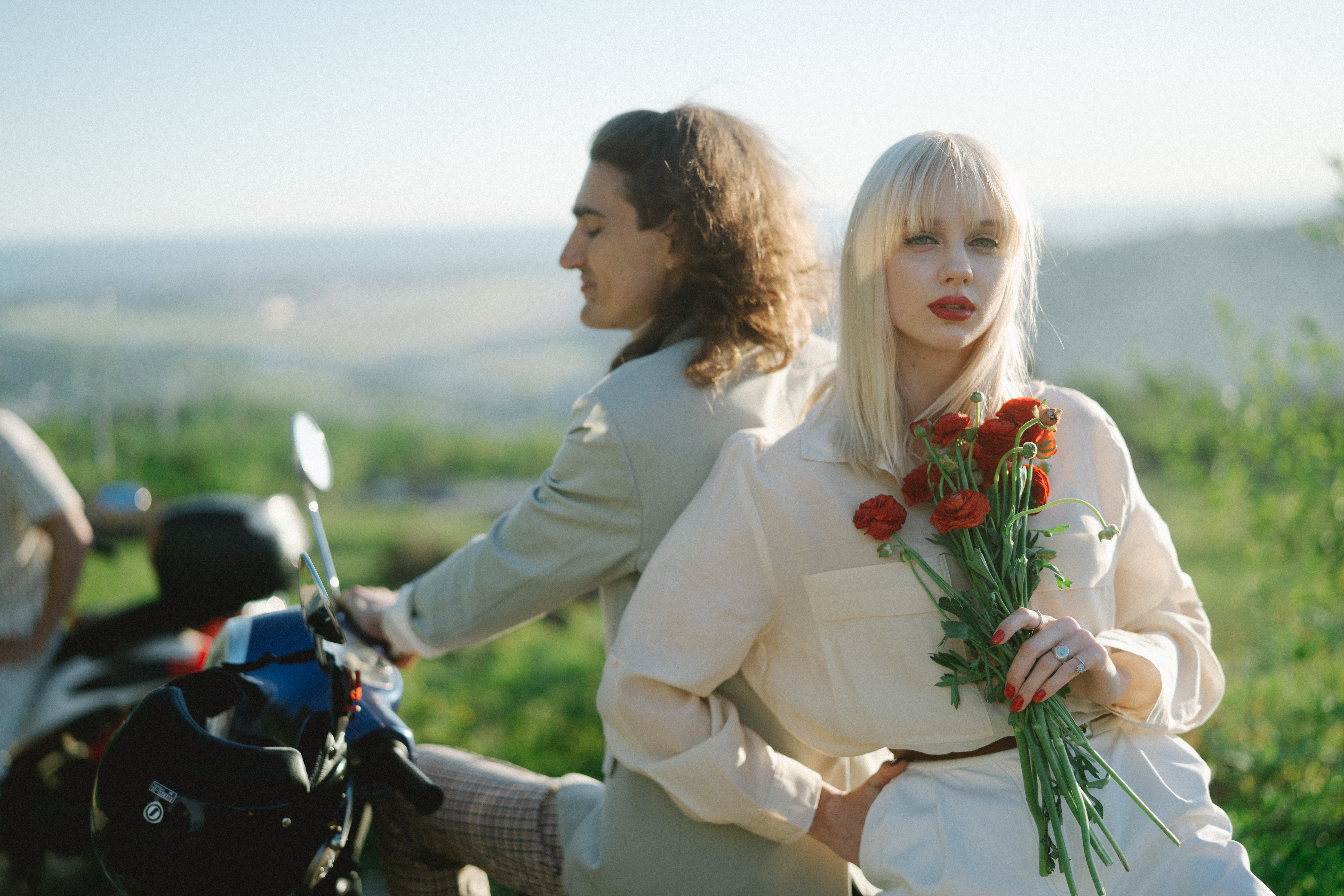 If You Experience These 4 Subtle Behaviors, You’re Being Gaslit By A