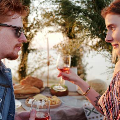 When Narcissists Say These 5 Phrases in Dating, Here’s What They Really Mean