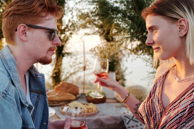 When Narcissists Say These 5 Phrases in Dating, Here’s What They Really Mean