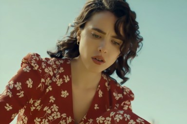 Aubrey Plaza In A Cop Uniform And Margaret Qualley In A Pencil Skirt—The ‘Honey Don’t’ Trailer Is Gay Christmas In May