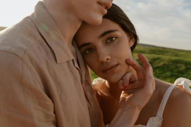 Using Psychology To Make Someone Fall (And Stay) In Love With You