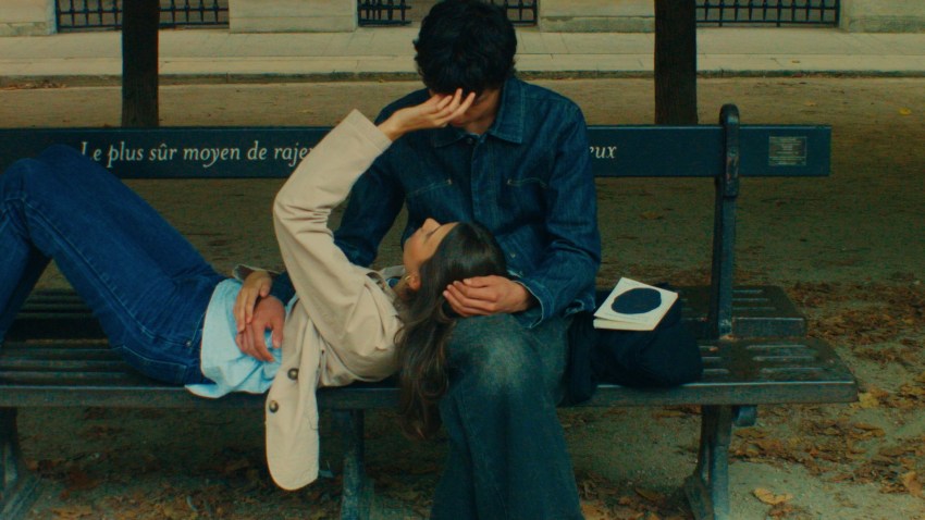 If He’s Actually Likes You, He’ll Do These 7 Things Automatically