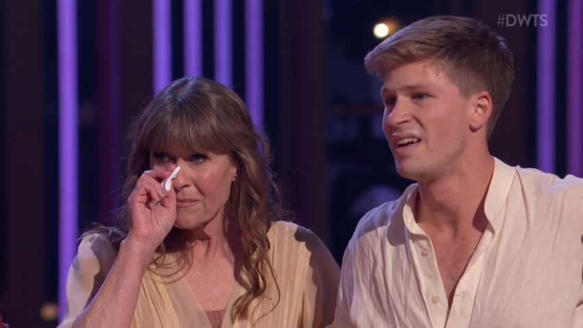 Robert Irwin Brings ‘Dancing with the Stars’ Viewers To Tears With An Emotional Tribute To His Mom Terri