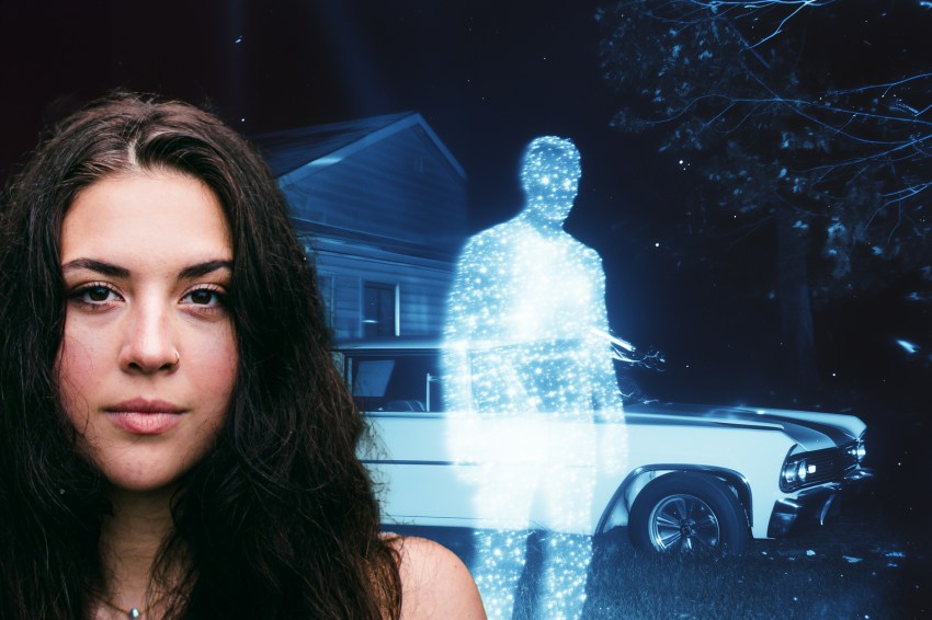 7 Weird Paranormal Experiences That Almost Everyone Has Had And What They Really Mean