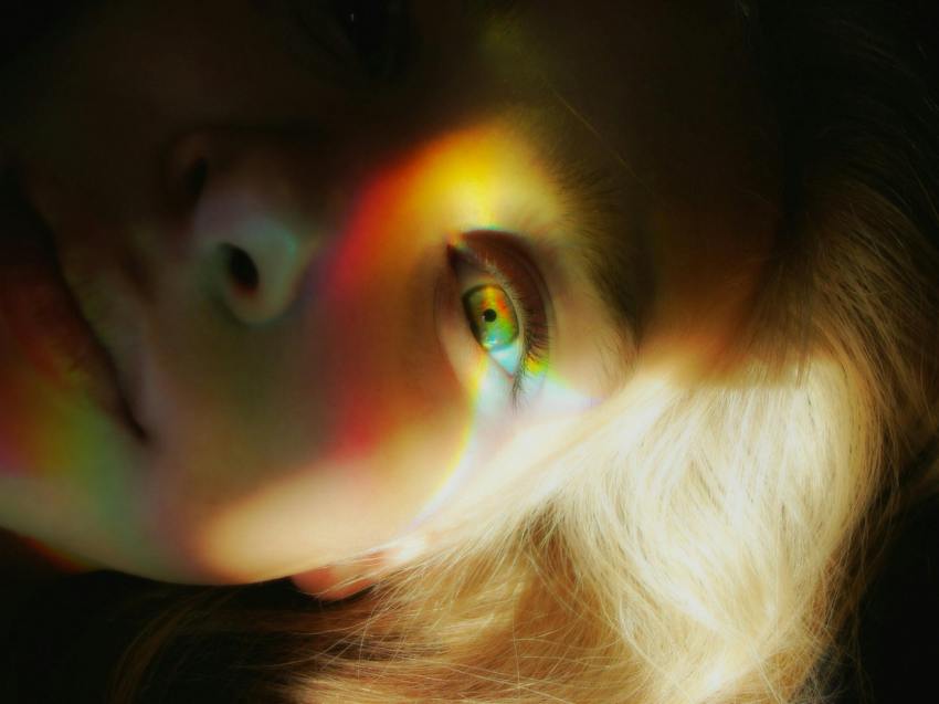 The Color Of Your Aura (+ What It Means) Based On Your Zodiac