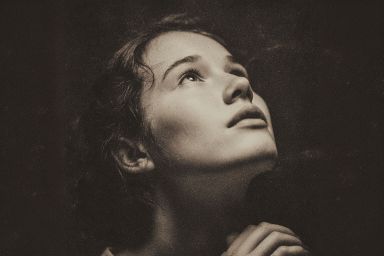 A Short Prayer To Ask God To Recenter Your Worth When You’re Feeling Unsure Of Yourself